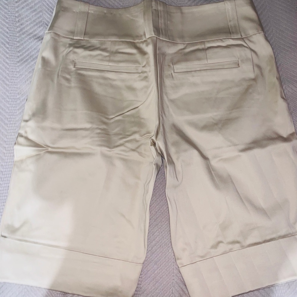Bermuda Shorts - Picture 2 of 3